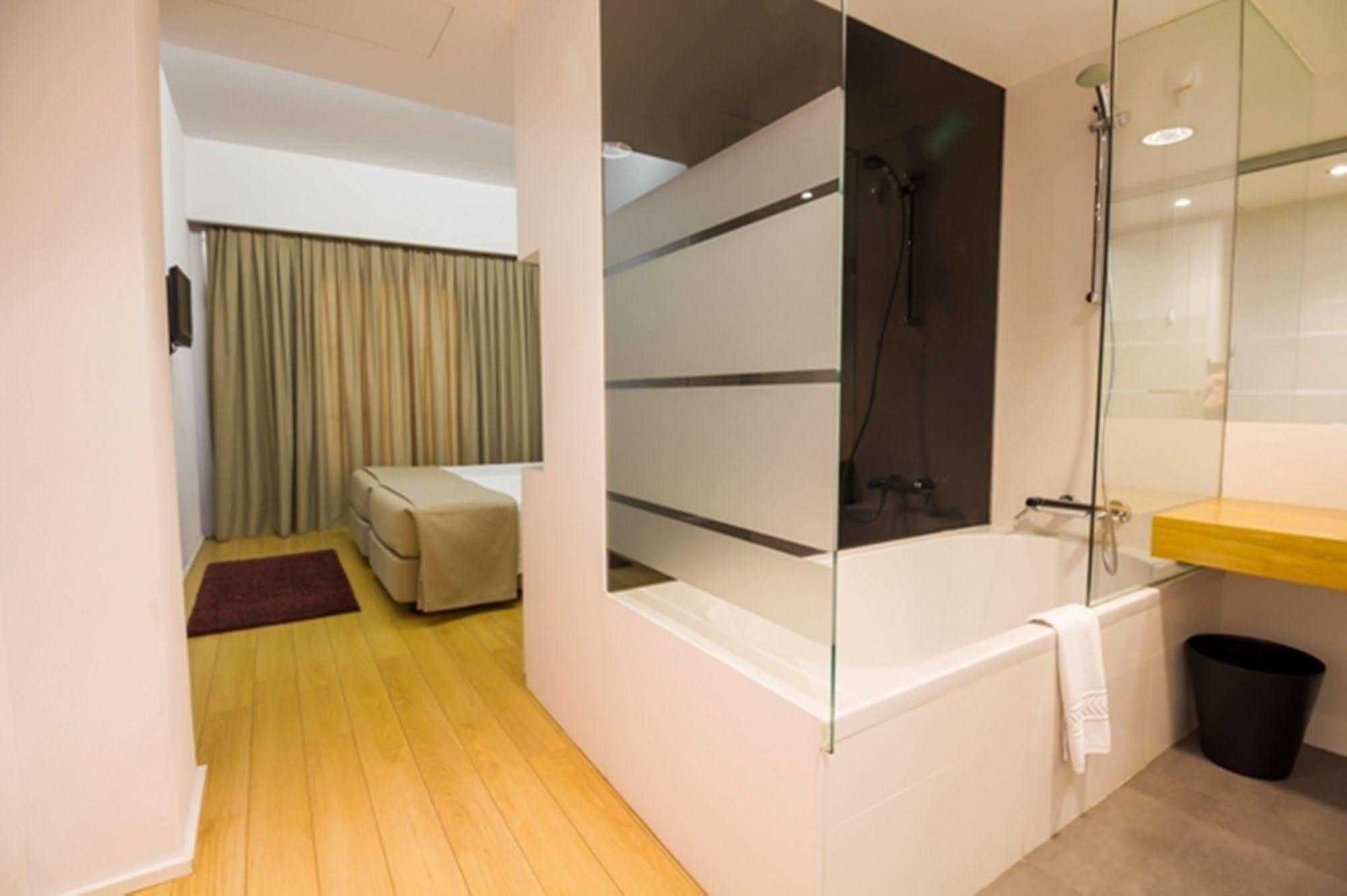 Hotel Laranjeira Viana do Castelo Bagian luar foto